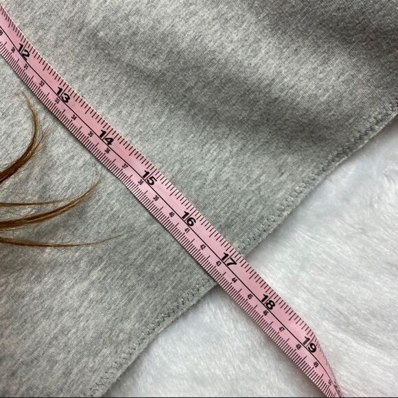 Madewell Light Grey Pleated Scuba Trumpet Mini Skirt 2 - Picture 6 of 9